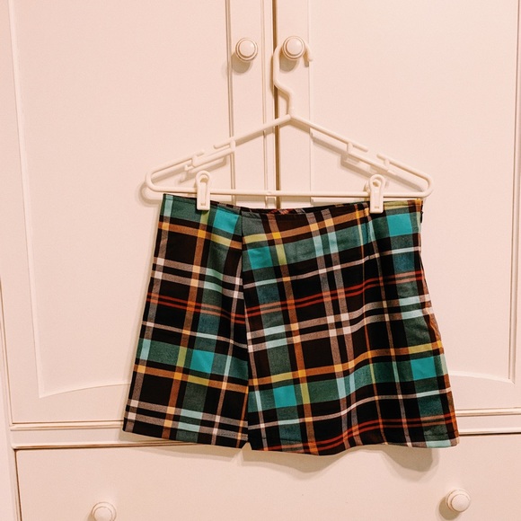 ADORABLE Urban Outfitters Checkered Skirt - Picture 2 of 4